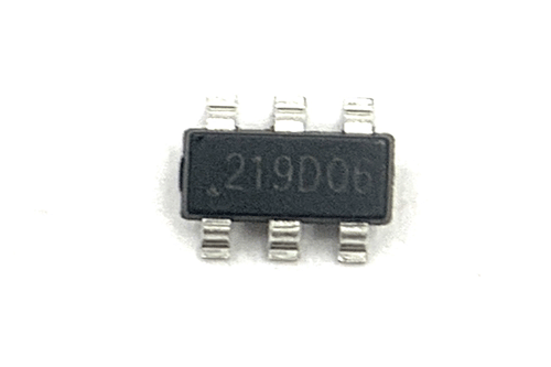 HT7712 4.5V~18V輸入，2.5A同步降壓變換器